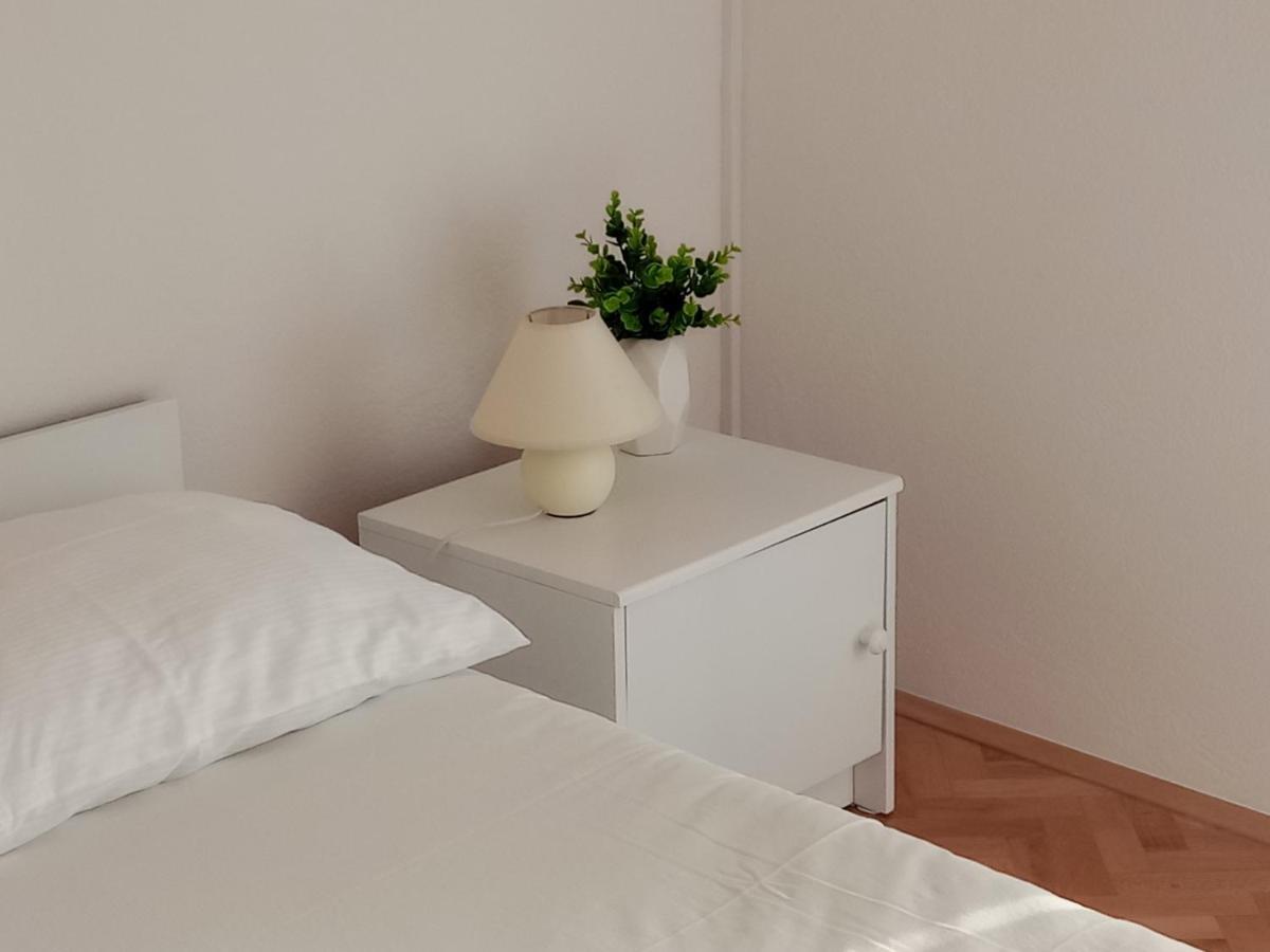 Room For Two Baška Voda エクステリア 写真